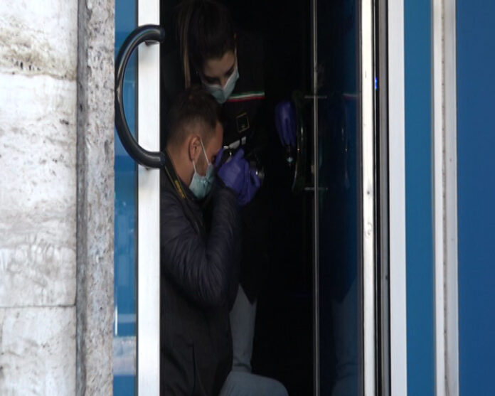SCIENTIFICA-NELLA-SALA-SLOT-RAPINATA.jpg